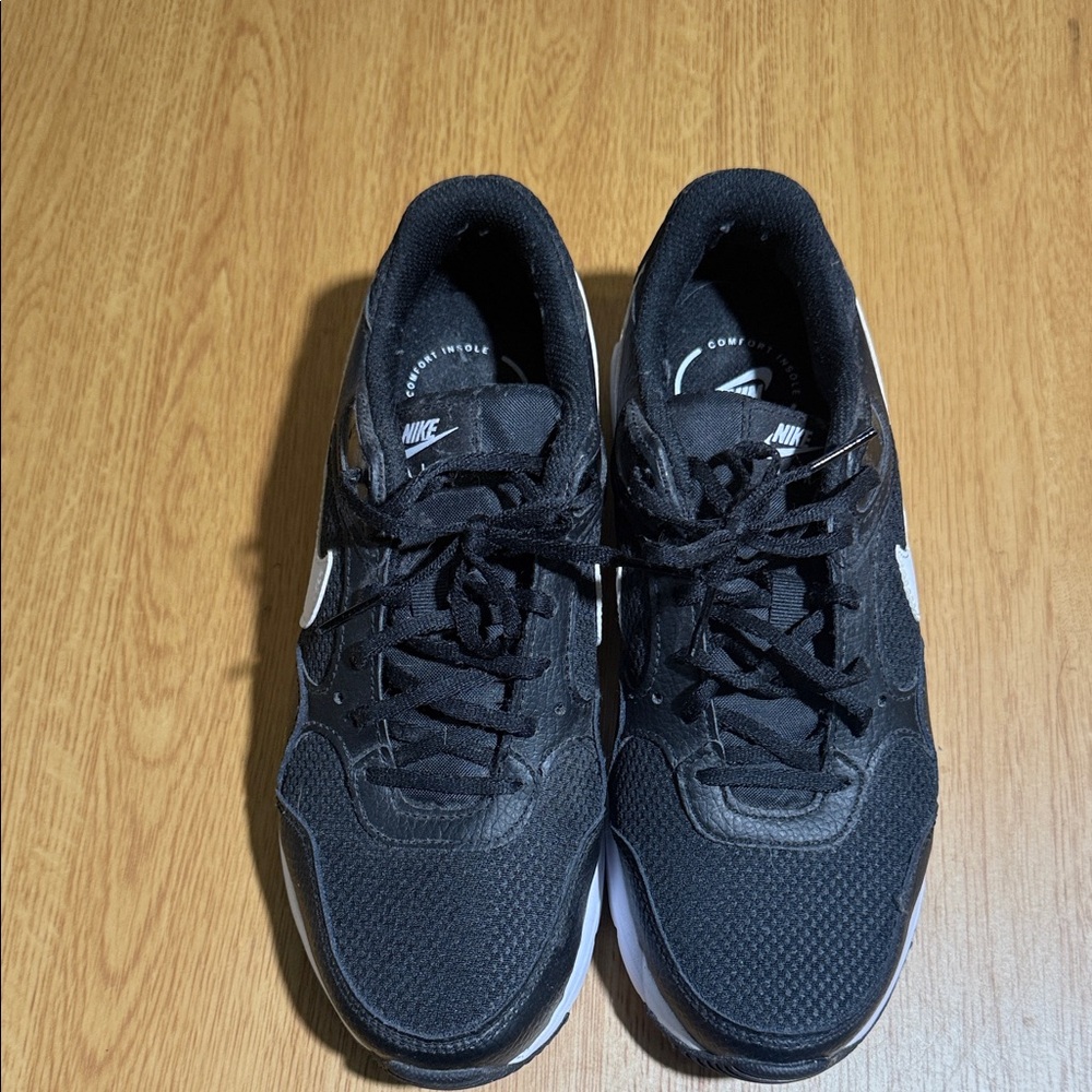 Nike Black Athletic Shoes
